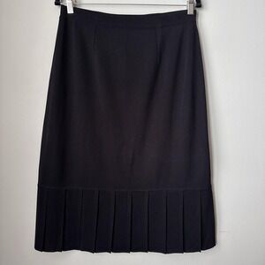 Misook Knit‎ Skirt Womens Medium Black Pleated Hem Pull On Knee Length Classic